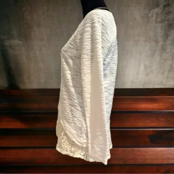 Cloth & Portrait White Knit Long Sleeve Top Floral‎ Lace Hem Tunic Small - Image 3