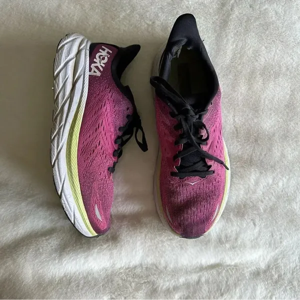 Hoka One One Clifton 8 Ibis Rose Pink Women's Size 9B - Image 4