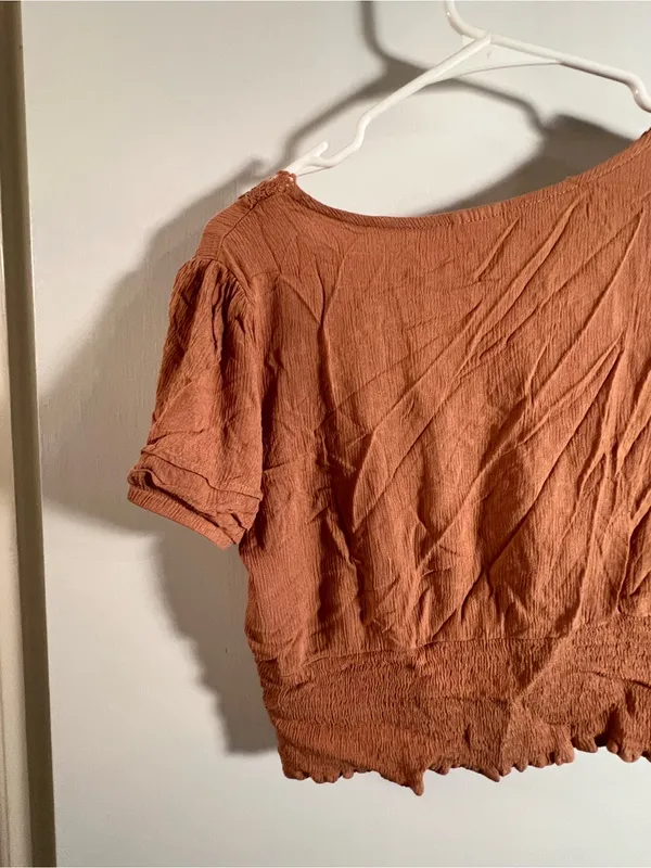 Self Love Women’s Size XL Cropped Faux Wrap Top Rust Brown Orange Lace Smocked - Image 6