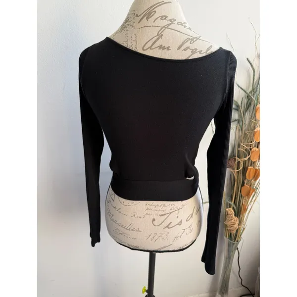 Alo Yoga Womens Black Wrap Tie Waist Long Sleeve Ribbed Crop‎ Top Scoop Neck - Image 3