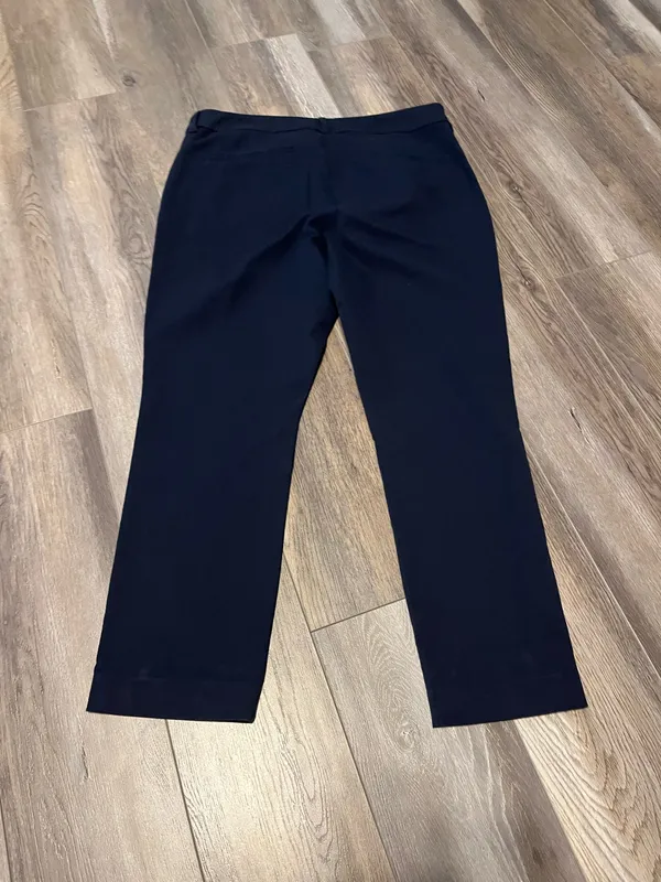 Old Navy High Rise Pixie Trouser in In The Navy - Image 5