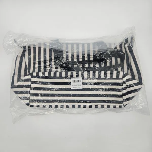 Alice & Olivia By Stacey‎ Bendet Black & White Striped Duffel Bag NWT - Image 5