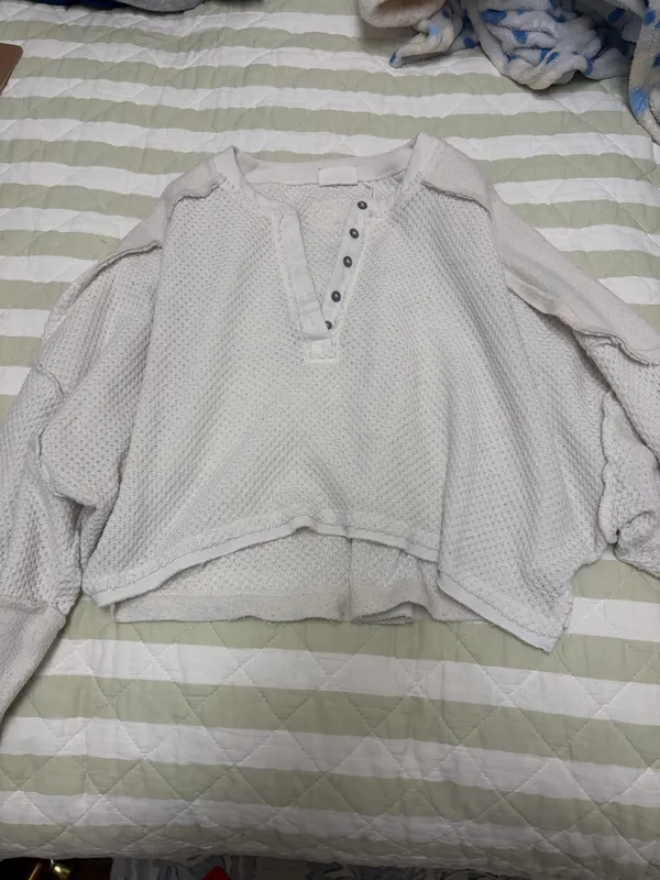 Urban Outfitters Sweater - Image 2