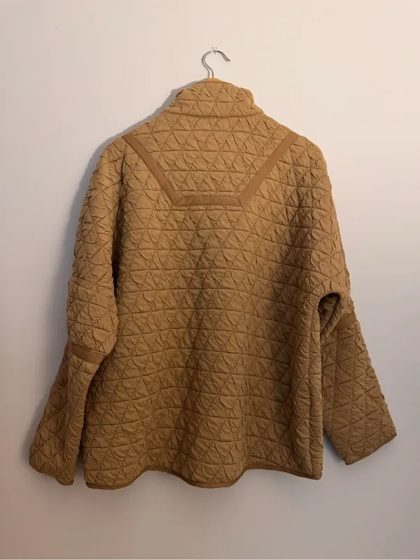 La Miel Quilted Button - Image 6