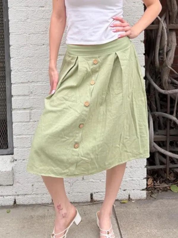 Target Green midi skirt with button detail sz M #cottagecore #boho #retro #sundaybest - Image 4