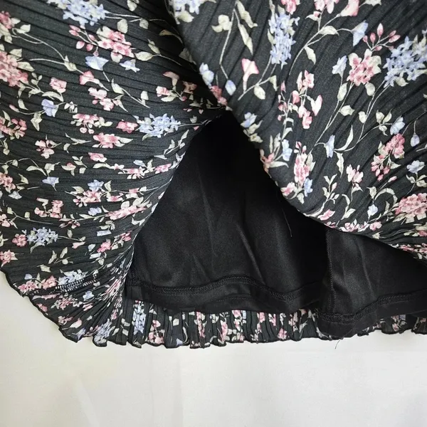 Lulus Quaint Cute Black Floral Pleated Tiered Mini Dress Lined XL New - Image 12