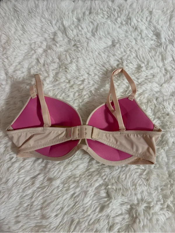 PINK Victoria's Secret Super Push Up Bra in Beige Size 32C - Image 2