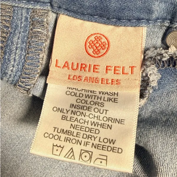 Laurie Felt Silky Denim Flare Jeans 1X Tall Light Wash Wide Hem Pockets - Image 9