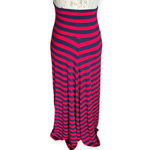Forever 21 Skirt Maxi Small  - Image 2