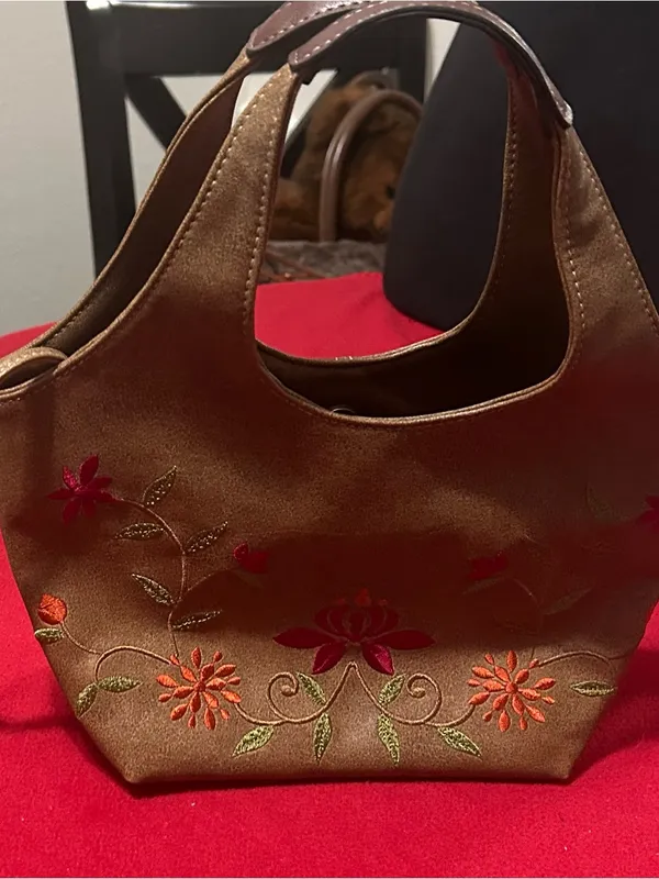 Nine West Bronze FloralEmbroidered Women’s Tote Bag Cute! Great condition - Image 7