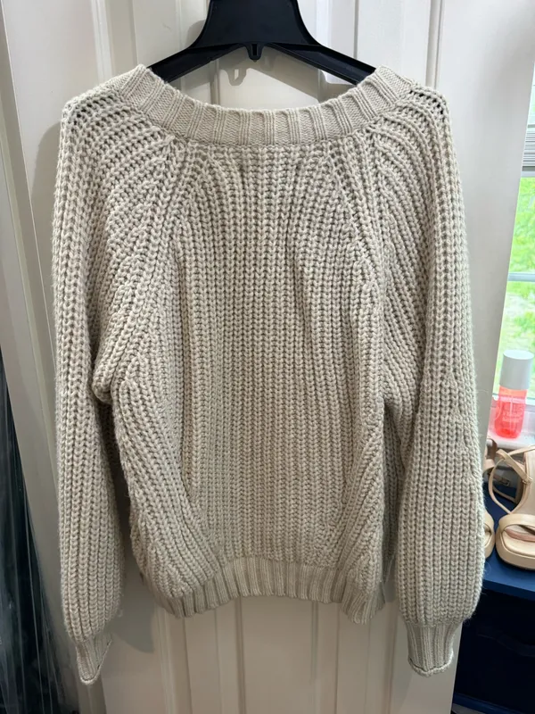 American Eagle Sweater - Image 3