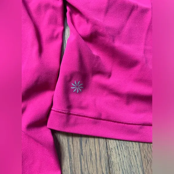Athleta pink transcend wrap long sleeve medium - Image 7