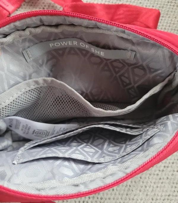 Athleta Belt Bag - Image 4
