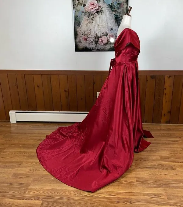 Gorgeous New Lavetir Red Satin Pageant/Prom/Bridesmaid Gown! - Image 4