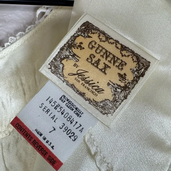 Gunne Sax by Jessica McClintock Vintage 1970’s Ivory Lace Wedding Dress size 7 - Image 12