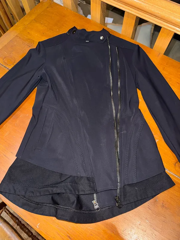 Lululemon Bust A Move Jacket Black - Image 11