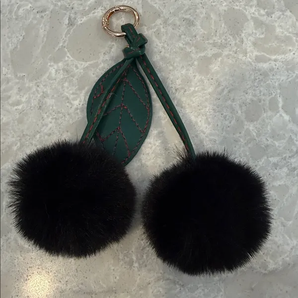 Cherry pom - Image 3