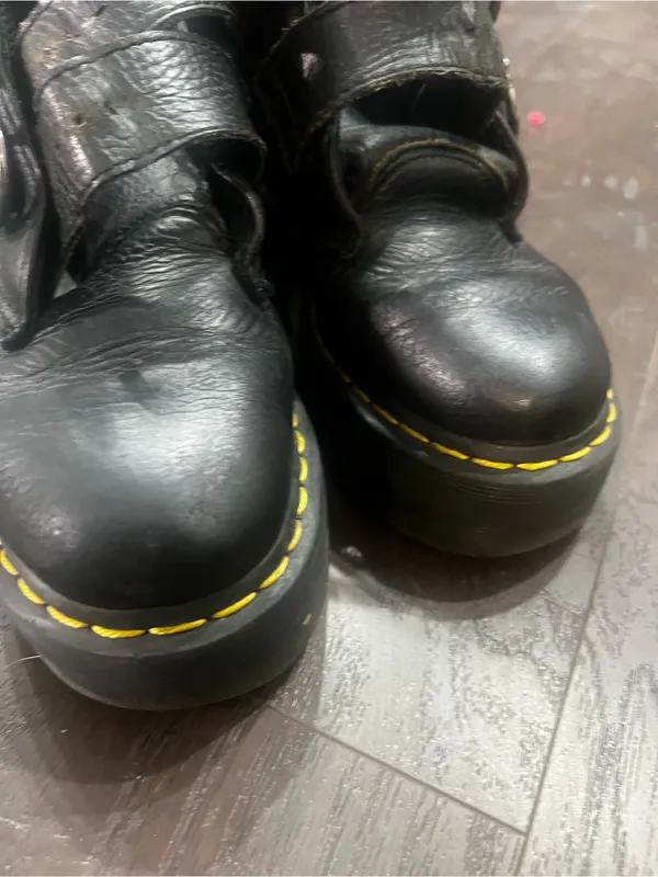Dr. Martens Devon Heart Black Leather Platform Boots Size US 6 / EU 37 Double St - Image 9
