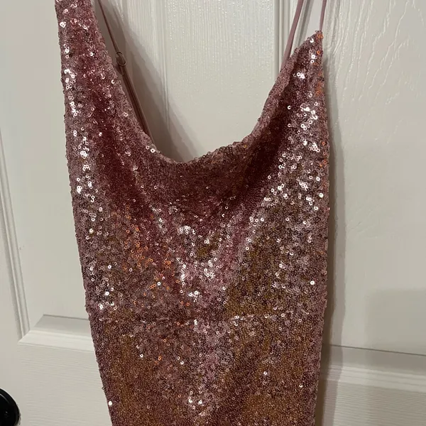 NWT ONE‎ AND ONLY COLLECTIVE lined sequin detail mini dress in blush - Image 3