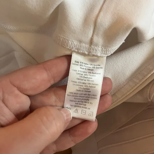 Alo white leggings size Small full length Moto Style And Details - Image 10