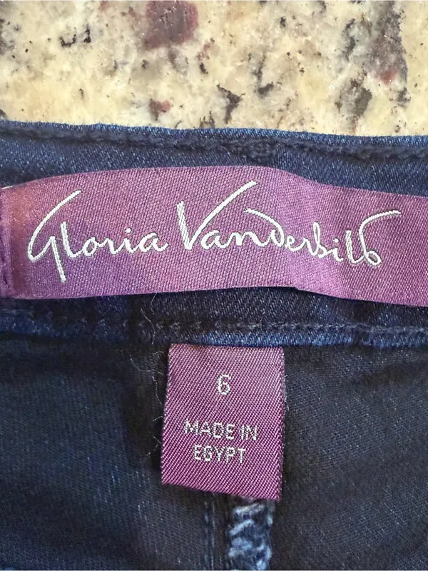Gloria Vanderbilt Dark Blue Women's Capris - Image 3
