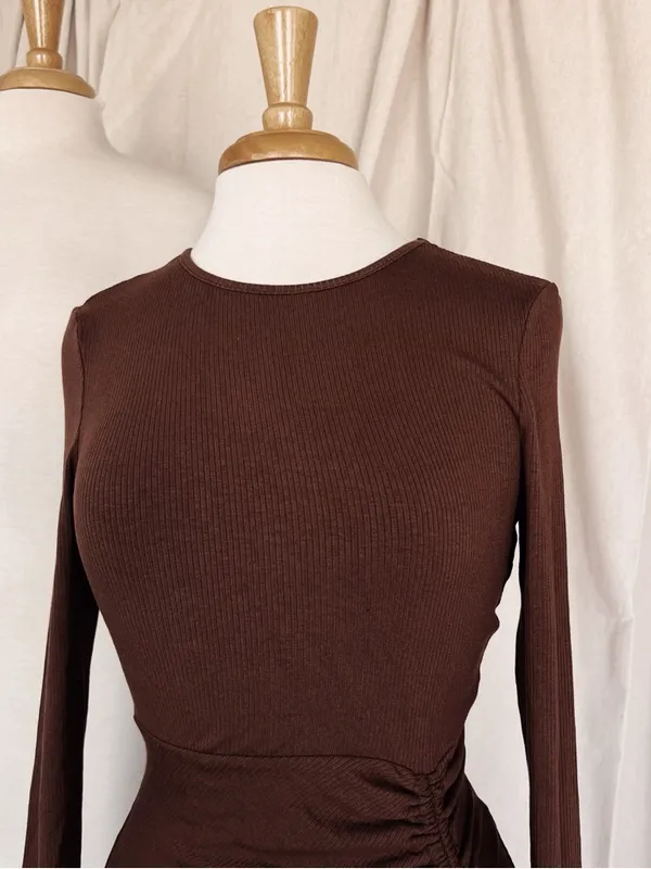 Elegant Brown Ruched Long-Sleeve Midi Dress - Image 5
