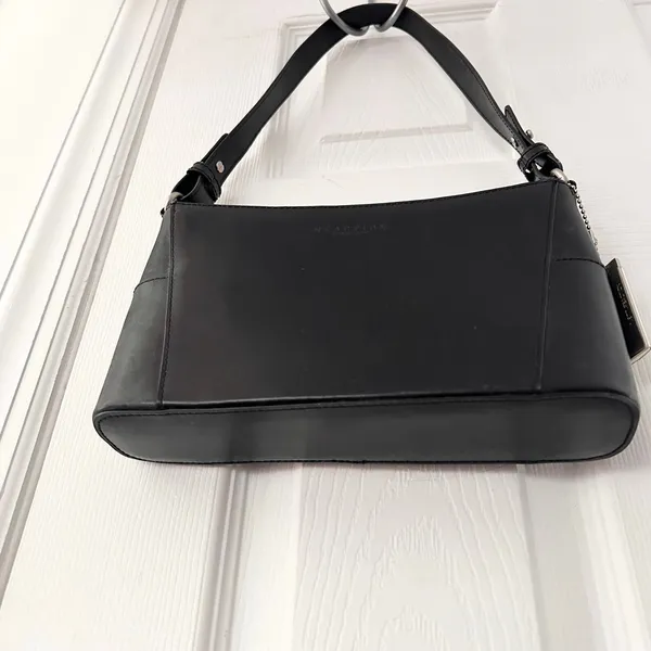 Kenneth Cole Reaction Black Leather Structured Mini Y2K Vintage Shoulder Bag - Image 6