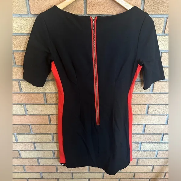 ELIZA J Black & White Striped Short Sleeve Back Zip Jersey Dress Size 4 - Image 3