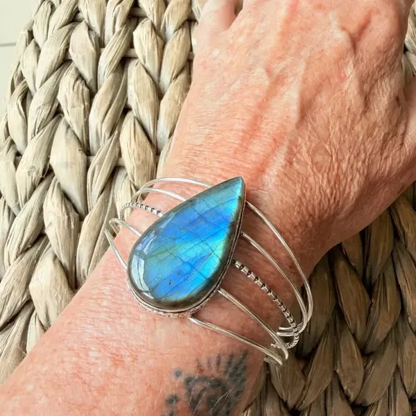 Large Labradorite Cuff Bracelet Silver Plated Blue Flash Adjustable - Image 7