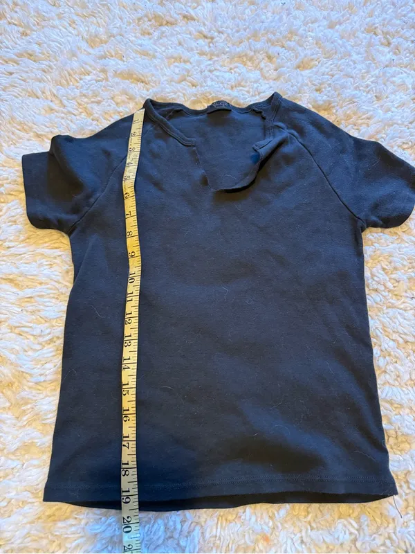 Brandy Melville Black Short Sleeve Knit Top - Image 5