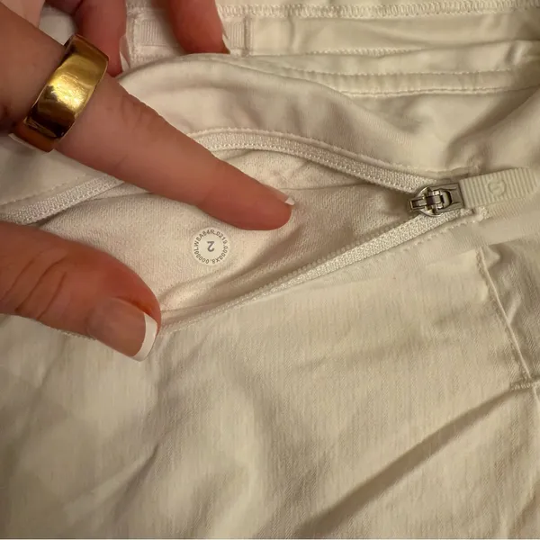 Lululemon White Pace Rival Skirt - size 2 - Image 3