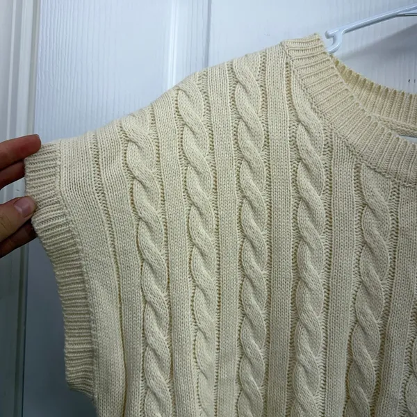 Aiwee‎ Fashion cream cable knit soft Crewcut acrylic relaxed stretch sweater M - Image 2