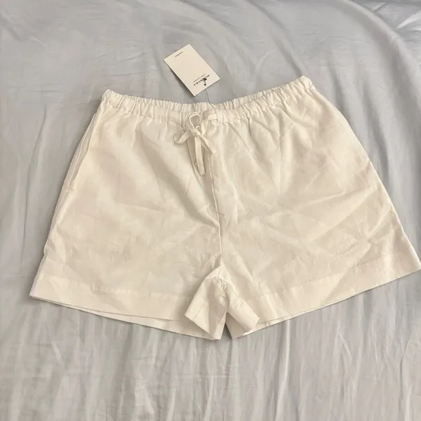 Glassons white linen shorts - Image 3