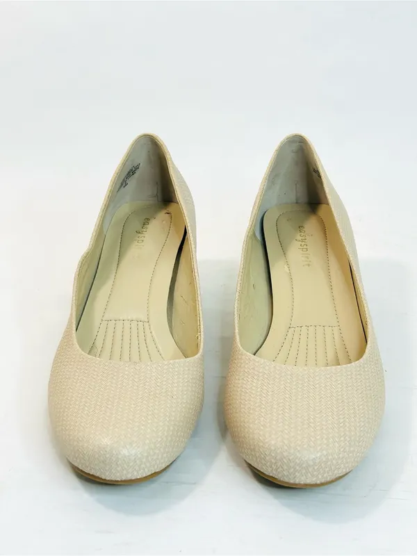 Easy Spirit Cream Woven Leather Kitten Heel Pumps size 9 - Image 4