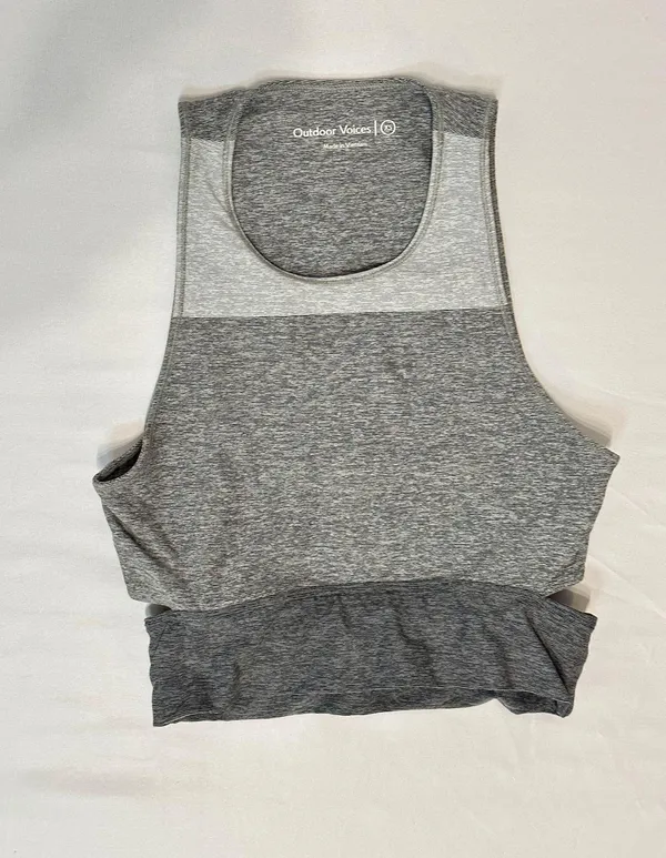 Outdoor Voices Tri-Tone Slashback Crop Top - Heathered Grey - XS - Image 8