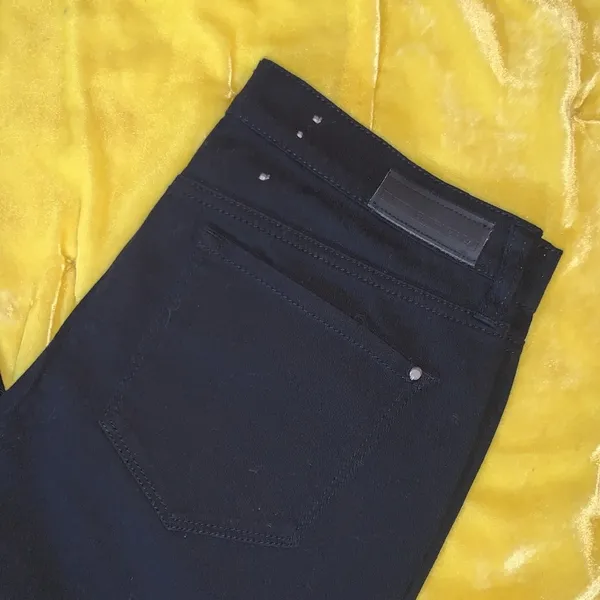 Ave B Ultra Skinny Size 4 Black Jeans - Image 7