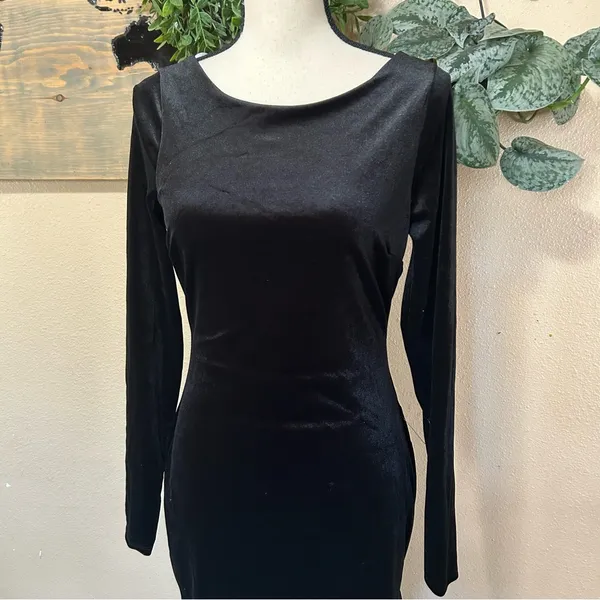 Lulus Dreaming About You Black Velvet Long Sleeve Maxi Dress - Image 5