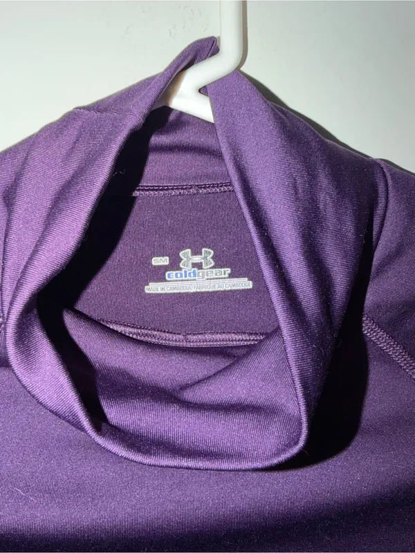 Under Armour Women’s Purple Long-Sleeve Mock Neck ColdGear Top Size Small - Image 4