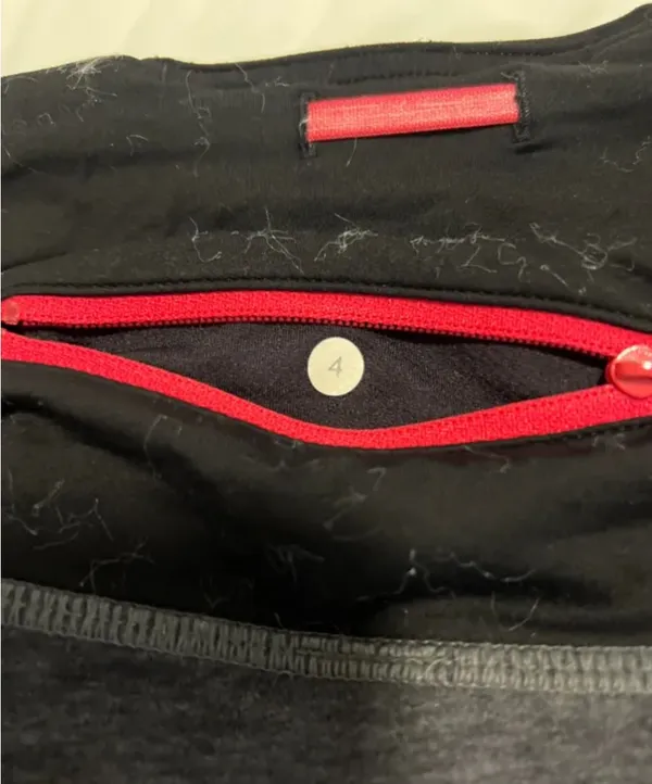 Lululemon Shorts Speed Up 2.5" - Image 3