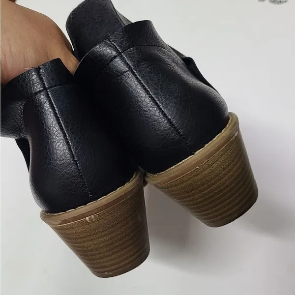 Universal Threads Women's Ankle Booties in Black Size 7 - Image 3