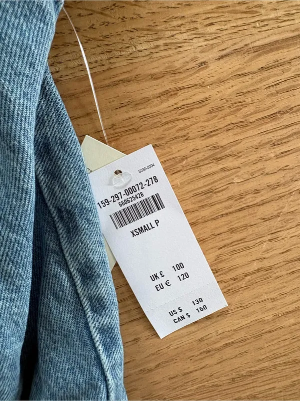 Abercrombie & Fitch Light Blue Denim Jacket - Image 4