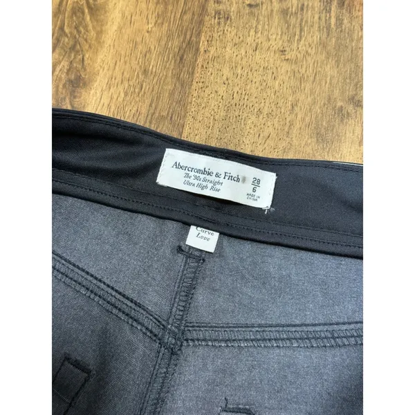 NWT Abercrombie & Fitch curve love 90s‎ straight ultra high rise leather sz 28 - Image 5