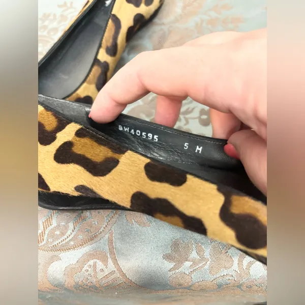 Stuart Weitzman Oh My Leopard Print Ballet Flat Size 5 - Image 10