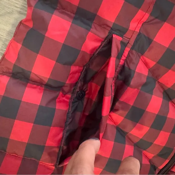 Lands’ End red/black buffalo plaid goose down women’s puffer vest size M(8-10) - Image 2