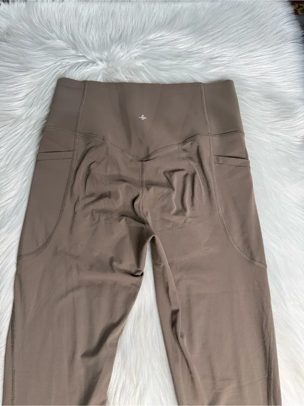 Halara Brown Ultra Sculpt High Waisted 7/8 Leggings NWOT M - Image 7