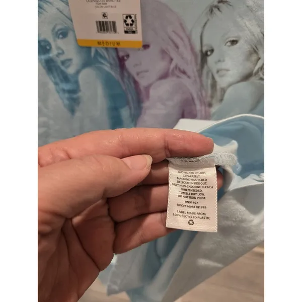 Britney Spears Medium Graphic Band Tee Light Blue 100% Cotton Pop Princess NEW - Image 3