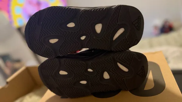 Yeezy Boost 700 V2 - Image 5