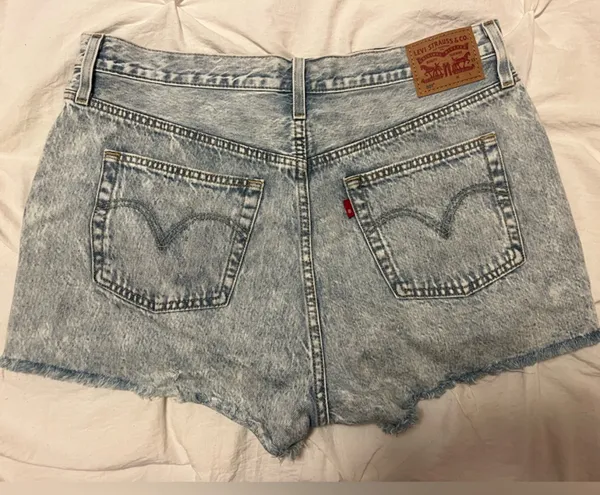 Levi’s Shorts  - Image 2
