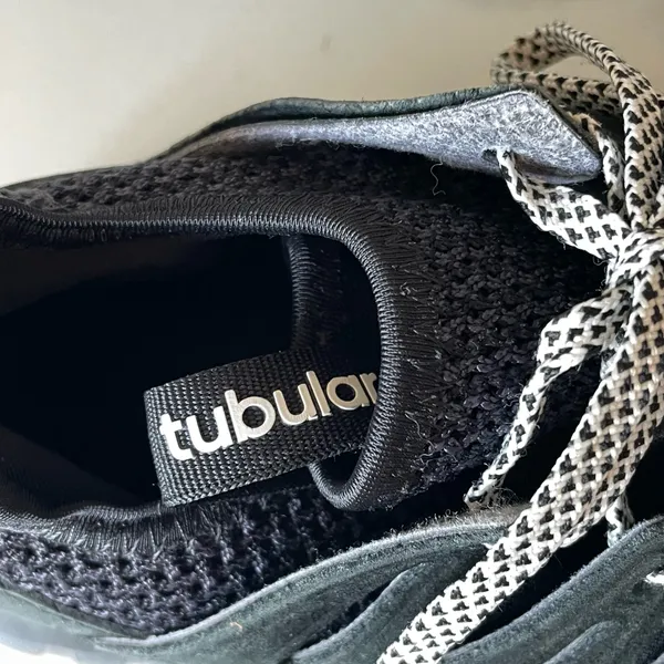 Adidas Tubular Radial Sneakers Men’s 6 Women’s 7-7.5 - Image 5