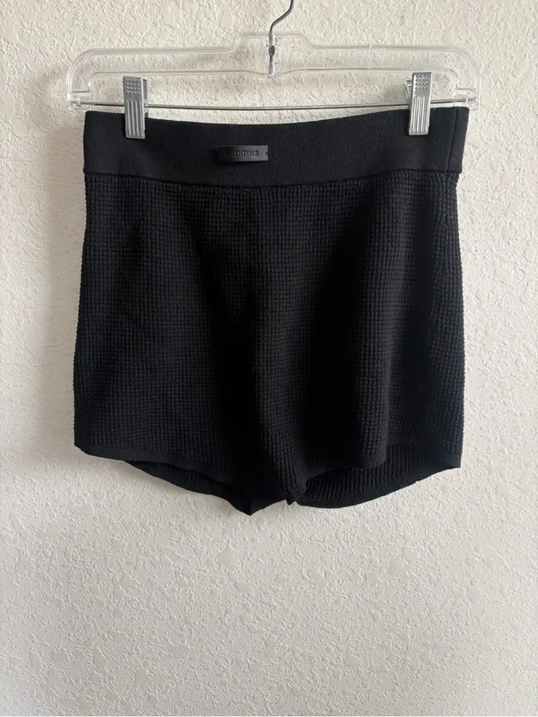 Fear of God Essentials Womens Waffle Boy Short size large - Image 2